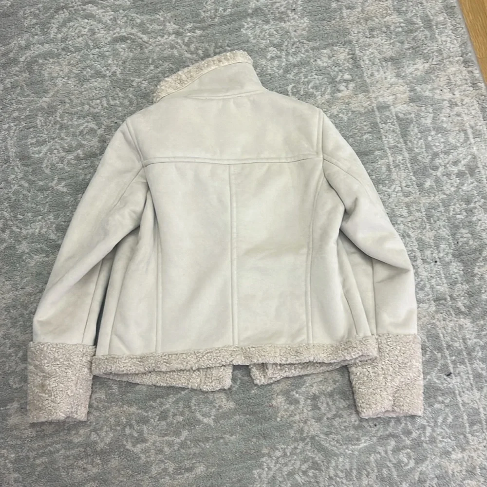 Cream Shearling Jacket - Picture 6 of 7